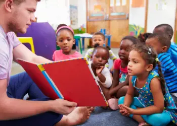 Whole Language and Phonic Approaches to Reading