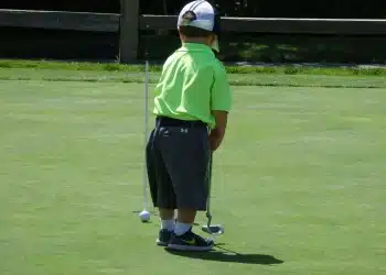 Benefits of Taking Children to Golf Courses
